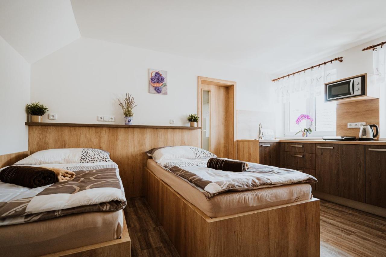 Penzion U Levandule Strážnice Esterno foto